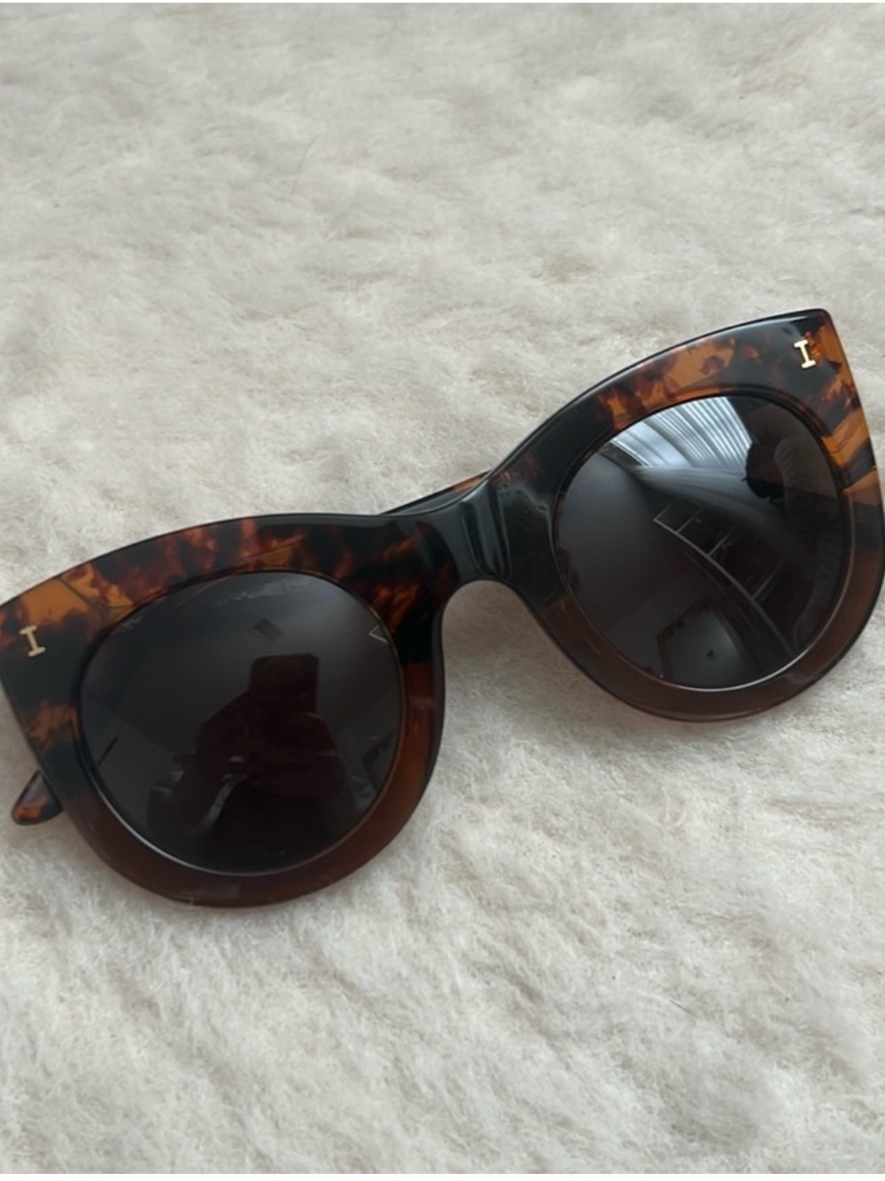 Illesteva Boca Subglasses